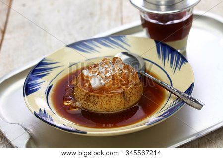 vietnamese flan, banh flan, vietnamese custard pudding 