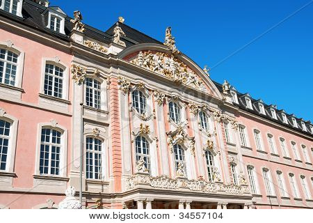 Palais des princes-électeurs à Trèves, Allemagne