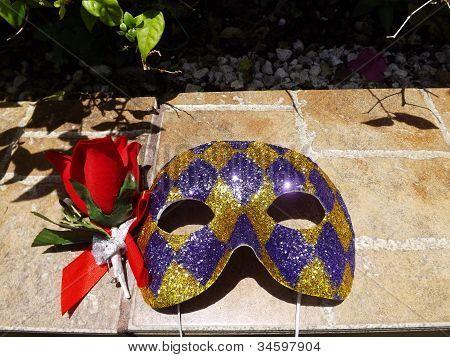 Maske og rose