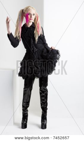femme avec des dreadlocks