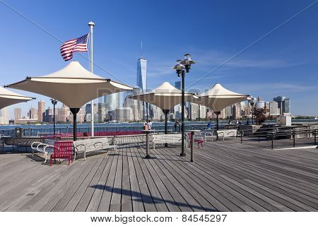 Jersey City, Usa - J.owen Grundy Waterfront Park