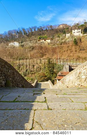 Ponte Del Diavolo