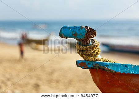 Bateaux de pêcheurs sur la plage