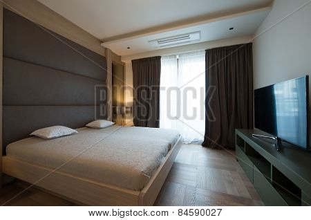 Interior design: Big modern Bedroom