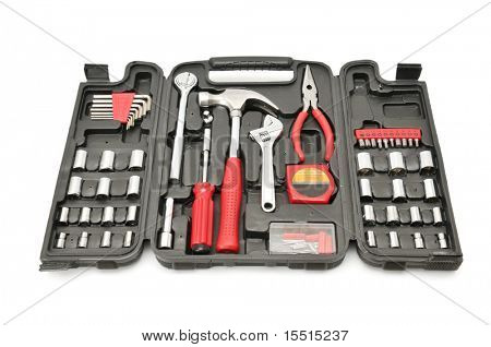 Set utensili isolati su sfondo bianco