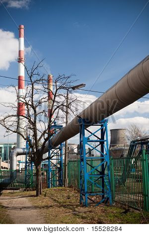 Power Station in giornata di sole