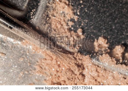 Expensive Exclusive Shimmering Powder With Make Up Brush In Metal Pallet.