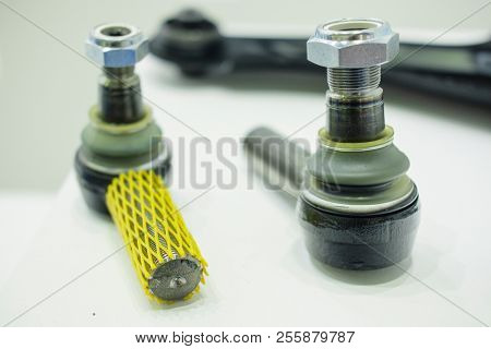 Car trunnion ball