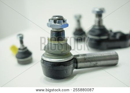 Car trunnion ball