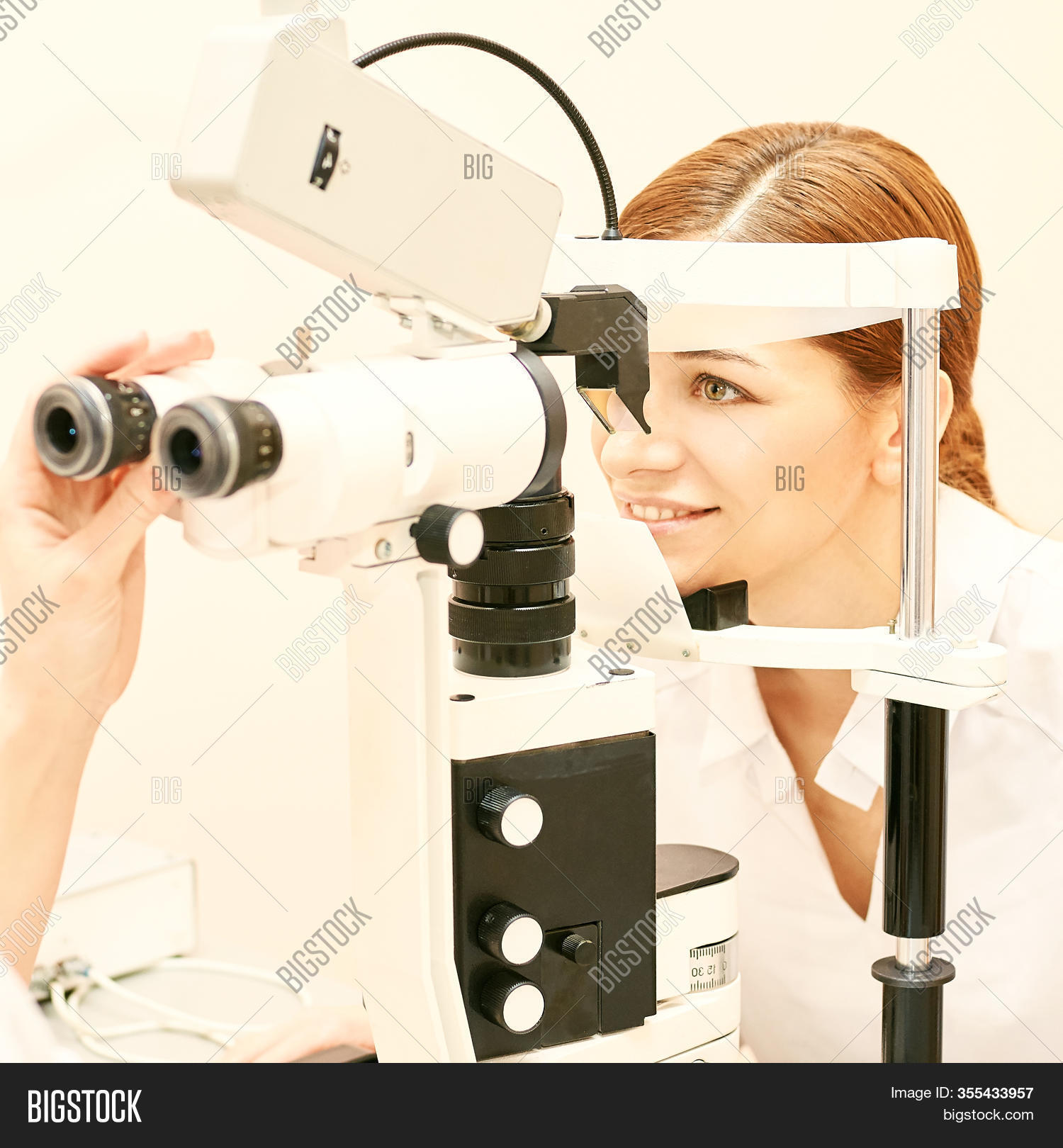 Ophthalmologist That Take Molina Insurance 85 - rueew3q