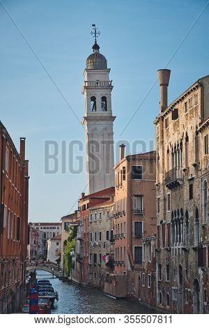 Photo Of The Church San Giorgio Dei Greci At The Sunset Time