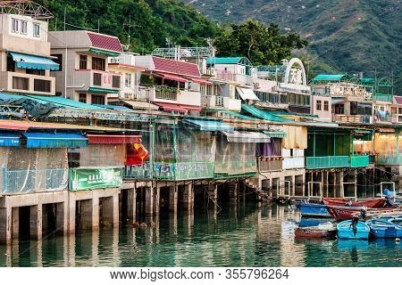 Hong Kong - January 25, 2016: Fisherfolks Village Sok Kwu Wan On Lamma Island In Hong Kong. View Of 