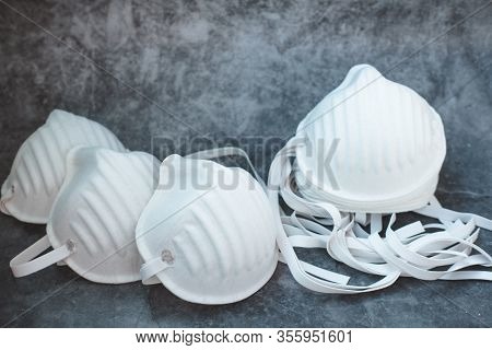 A Face Dust Masks, Disposable Ffp3 Respirators