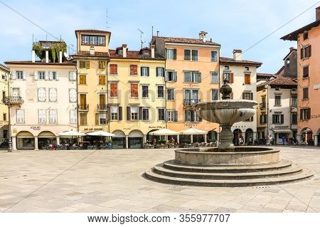 Udine, Italy - Circa August 2018. Main Square Of Udine (piazza Giacomo Matteotti).