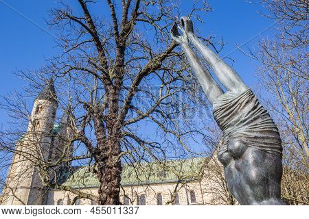 Magdeburg, Germany - March 20, 2022: Sculpture Of A Woman In Front Of The Monastery In Magdeburg, Ge