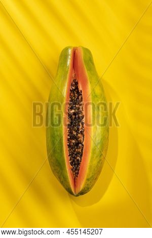 Organic Ripe Fresh Papaya - Carica Papaya