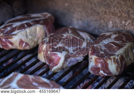 Various Pieces Of Grilled Meat, Grilled Food.