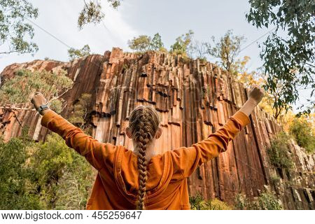 Organ Piping Columnar Basalt Rock Formation. Sawn Rocks At Mt. Kapatur National Park, Nsw, Australia
