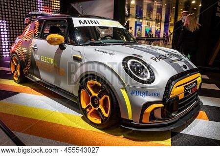 Mini Electric Pacesetter Safety Car For The Abb Fia Formula E World Championship Showcased At The Ia