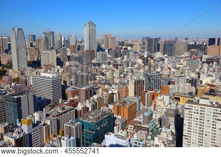 Tokyo, Japan - December 2, 2016: Cityscape View Of Hibiya District In Chiyoda Ward, Atago And Torano