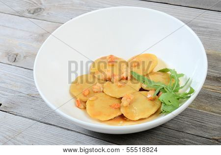 House ravioli the filled fillets dorado with sauce from shrimps