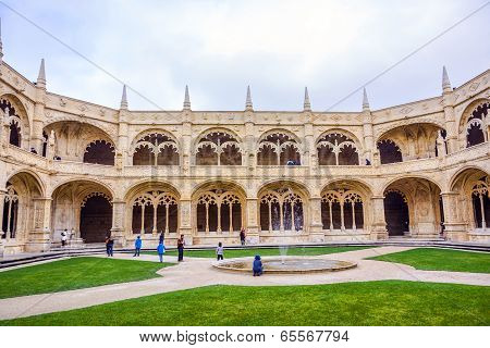 People Visit Jeronimos Monastery Cloister