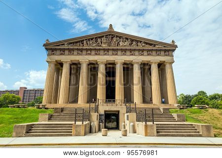 Parthenon Replica At Centennial Park In Nashville
