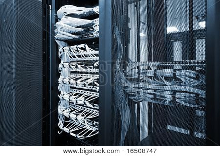 moderne attrezzature di rete potenza per nuovo ufficio