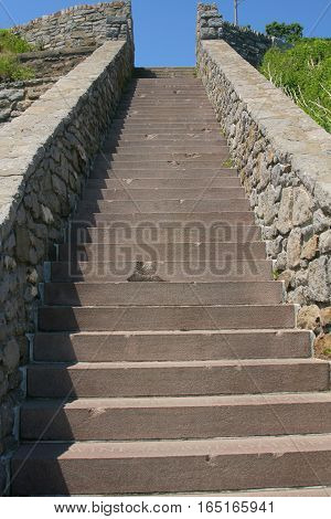 Forty Steps lead up to the Cliff Walk