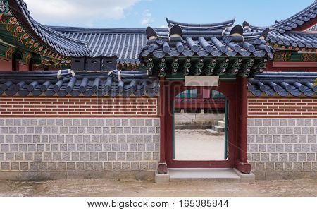 Gyeongbokgung Palace traditional of Seoul South Korea
