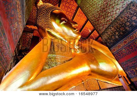 ESCULTURA DE BUDA