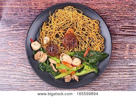 Crisy Noodle Topped Kale Soup.