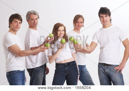 Presentación de manzanas verdes