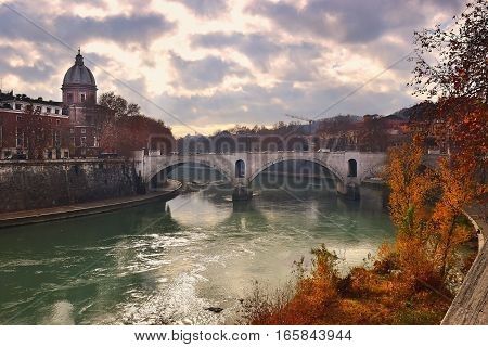 Ponte Principe Amedeo Savoia Aosta, also known as Ponte Principe, bridge across the Tiber in Rome, Italy