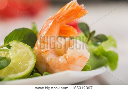 Prawn salad. Healthy Shrimp Salad with mixed greens and tomatoes. Diet. Weight Loss Food. Shrimps