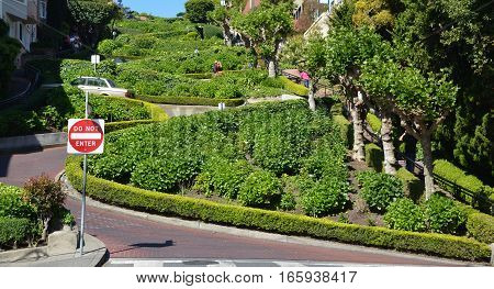 SAN FRANCISCO CA USA APRIL 15: Lombard Street is an east-west street in San Francisco California on april 15 2015. The street is known as the most crooked street in the world