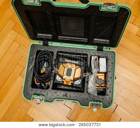 Protective Carriage Pack With Modern Innovative And Powerful Performance Active Clad-alignment Splic