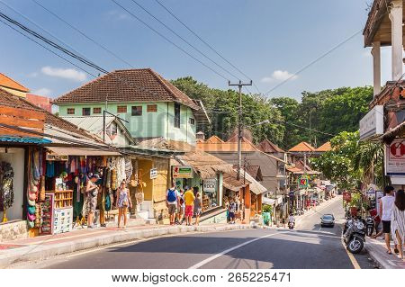 Ubud, Indonesia - October 11, 2018: Souvenir Shops In The Center Of Ubud On Bali Island, Indonesia