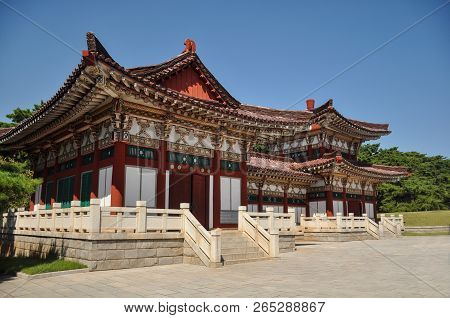 Tomb Of King Tongmyong In North Korea Is One Of The Few Remains From The Koryo Dynasty.