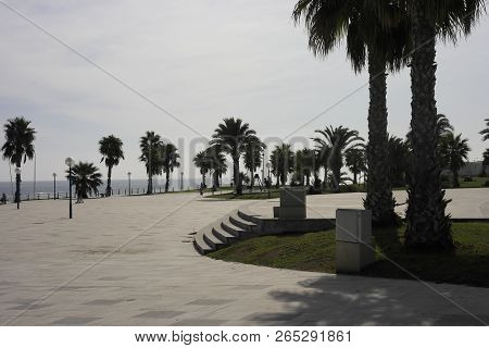 Costa Blanca - 26 Oct 2018 : Cala Del Mosca, South Of Torrevieja In Spain