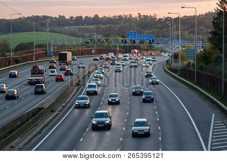 London, Uk - October 18, 2018: Evening Heavy Traffic On Busiest British Motorway M25