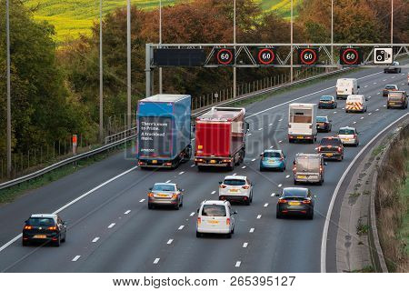 London, Uk - October 18, 2018: Evening Heavy Traffic On Busiest British Motorway M25