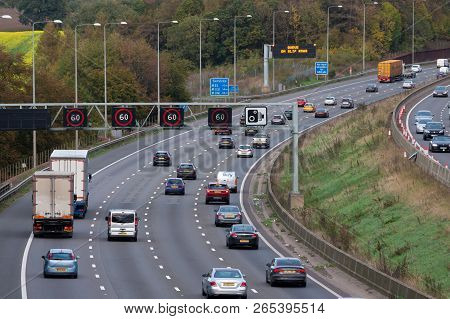 London, Uk - October 18, 2018: Evening Heavy Traffic On Busiest British Motorway M25