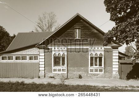 Old Beautiful Red Brick House In Russian Town Gus-khrustalny, Vladimir Region. Monochrome Style.