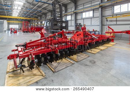Roshchinsky, Russia - June 21, 2018: Plant For The Production Of Agricultural Machinery. Workers Mak