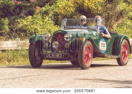 Pesaro Colle San Bartolo , Italy - May 17 - 2018 : Lancia Lambda Viii Serie Casaro 1929 On An Old Ra