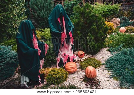 Dummy Monks Halloween Decoration With The Pumpkins