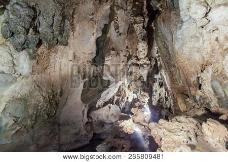 Cueva Del Indio Cave In National Park Vinales, Cuba