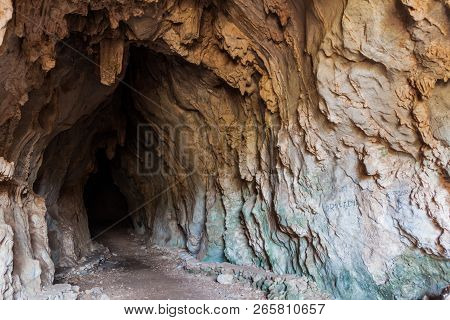 Cueva De La Vaca Cave Near Vinales, Cuba