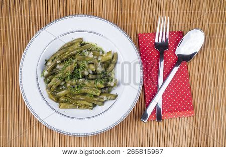 Turkish Food Broad Beans, Dill And Olive Oil / Zeytinyagli Bakla.